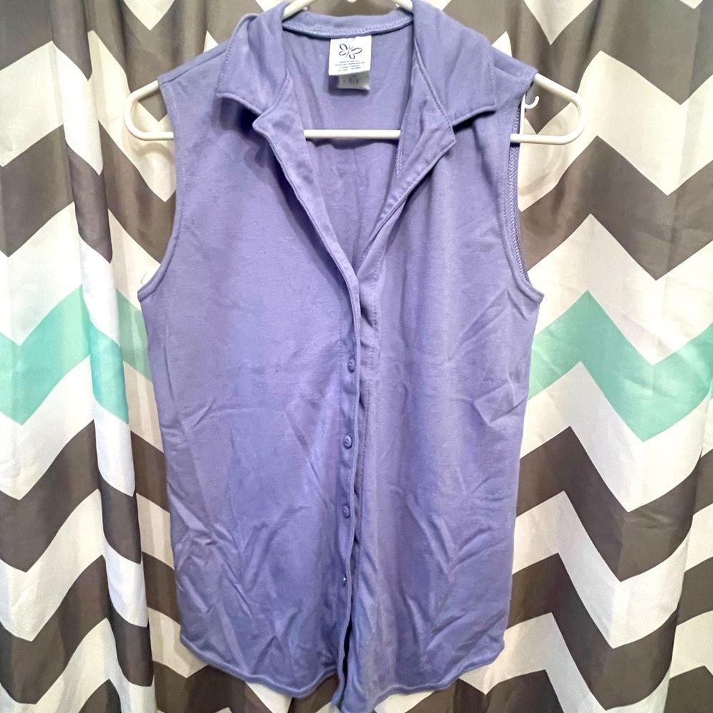 Weekenders button up top